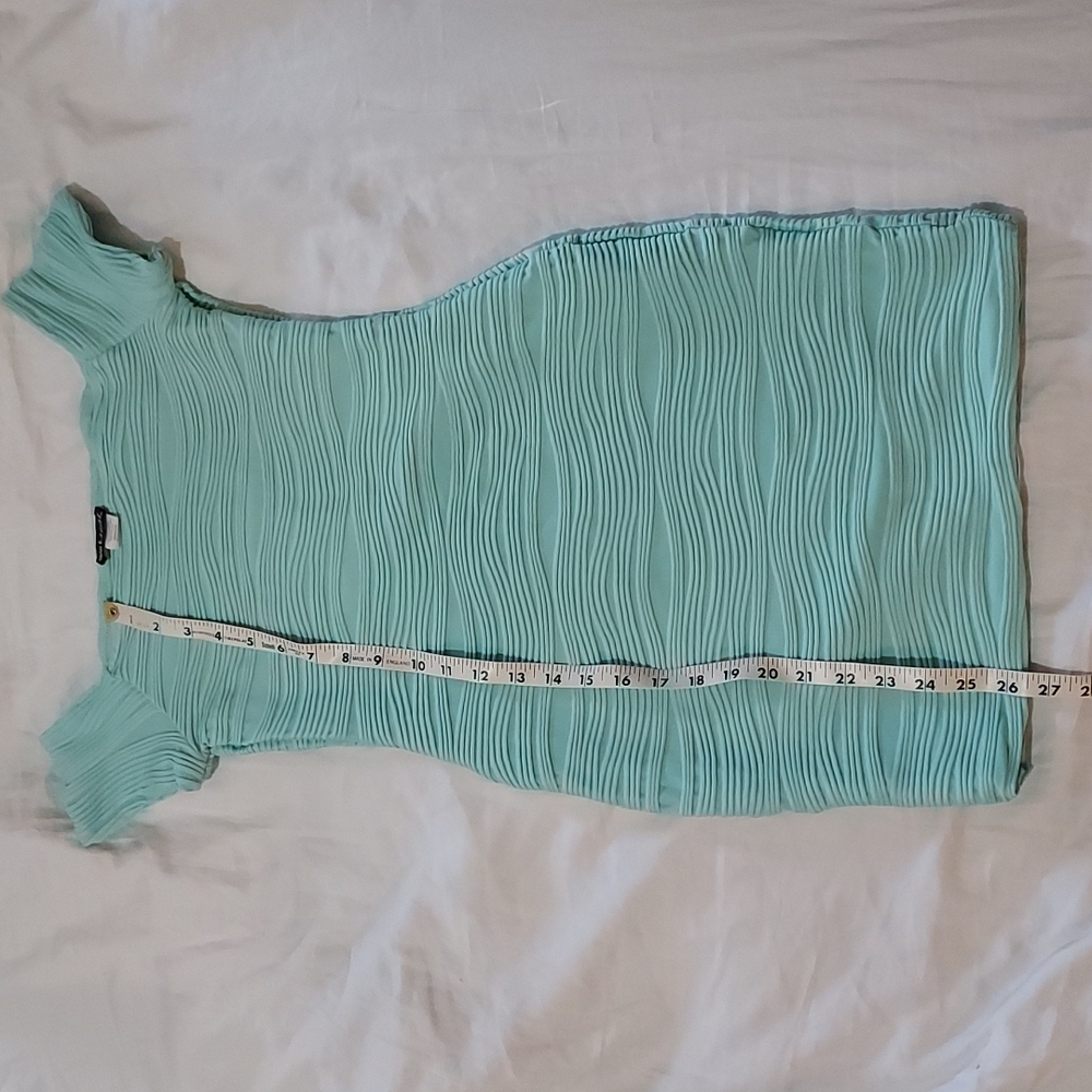Wetseal young lady dress - Picture 5 of 5